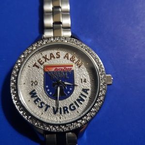 Caravelle by bulova watch